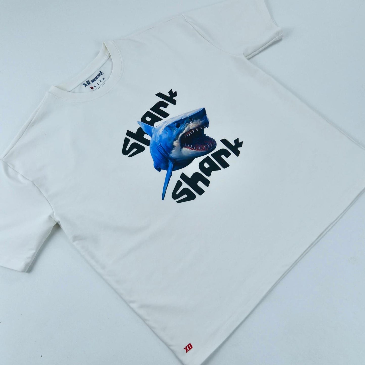 SHARK T-SHIRT
