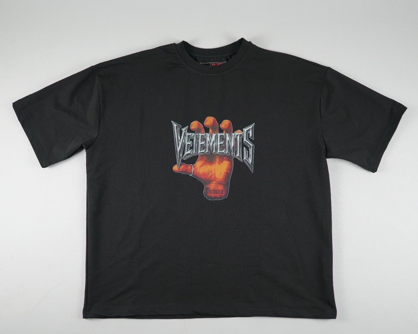 ÖN BASKILI T-SHIRT