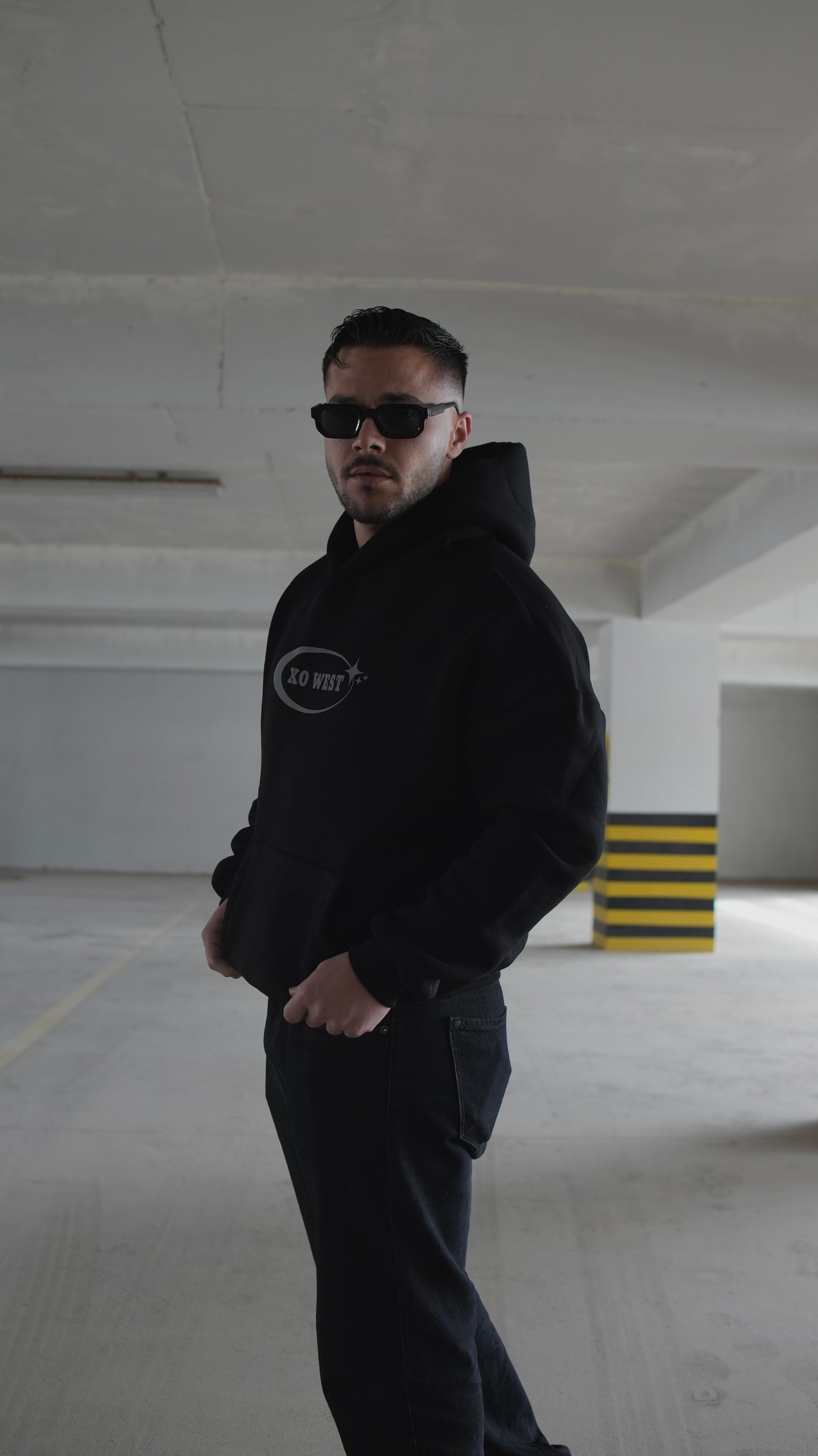 XO WEST REFLEKTÖR OVERSIZE KALIP SİYAH SWEATSHIRT